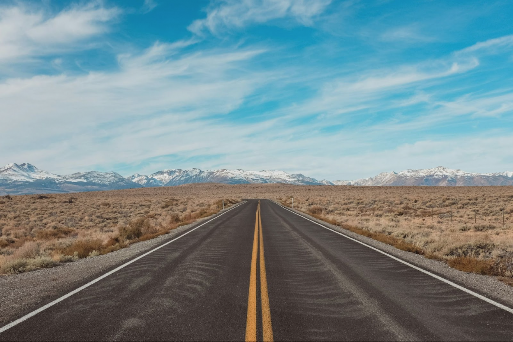 A highway within Texas car shipping routes.